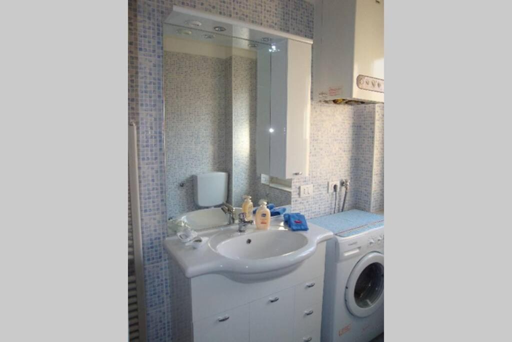 Centrally Located Apt By Harbour With Elevator ซานเรโม ภายนอก รูปภาพ